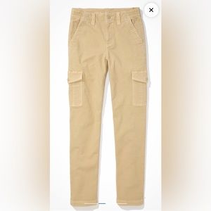 AMERICAN EAGLE beige cargo pants